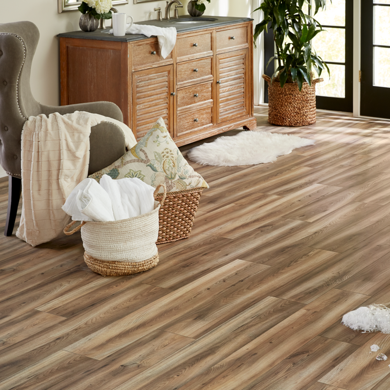 QuickStep Studio Laminate in Pretoria Elm (WHS:GHO)