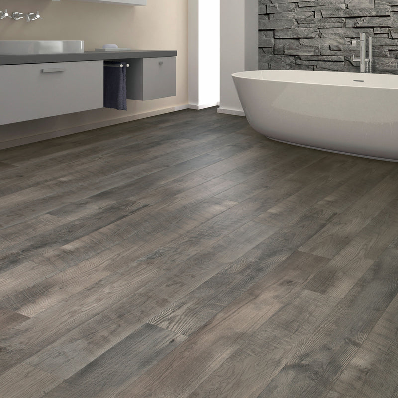 Mohawk Laminate Antique Allure in Espresso Bark Oak (WHS:GHB/THO)