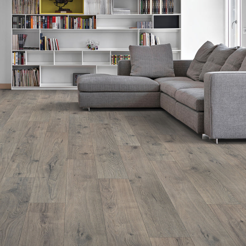 Mohawk Laminate Granbury Oak in Wickham Gray Oak (WHS: GHB/THO)