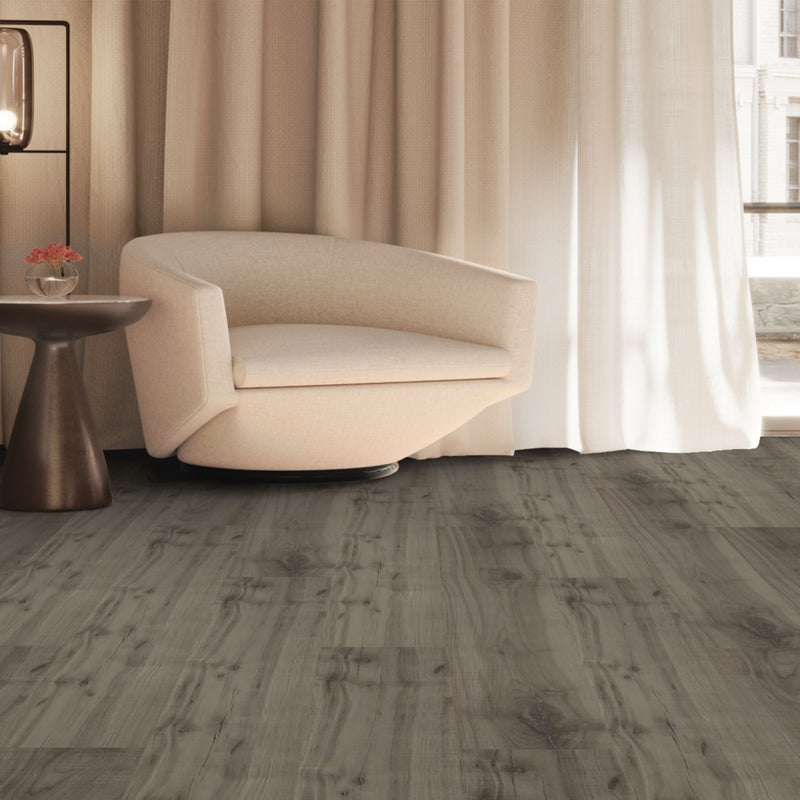 Mohawk Laminate Haven Hills in Skyline Maple (WHS:THO)