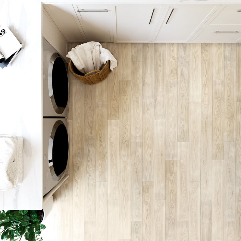 Mohawk Laminate Pro in Carlyle Hickory (WHS:GHB/THO)
