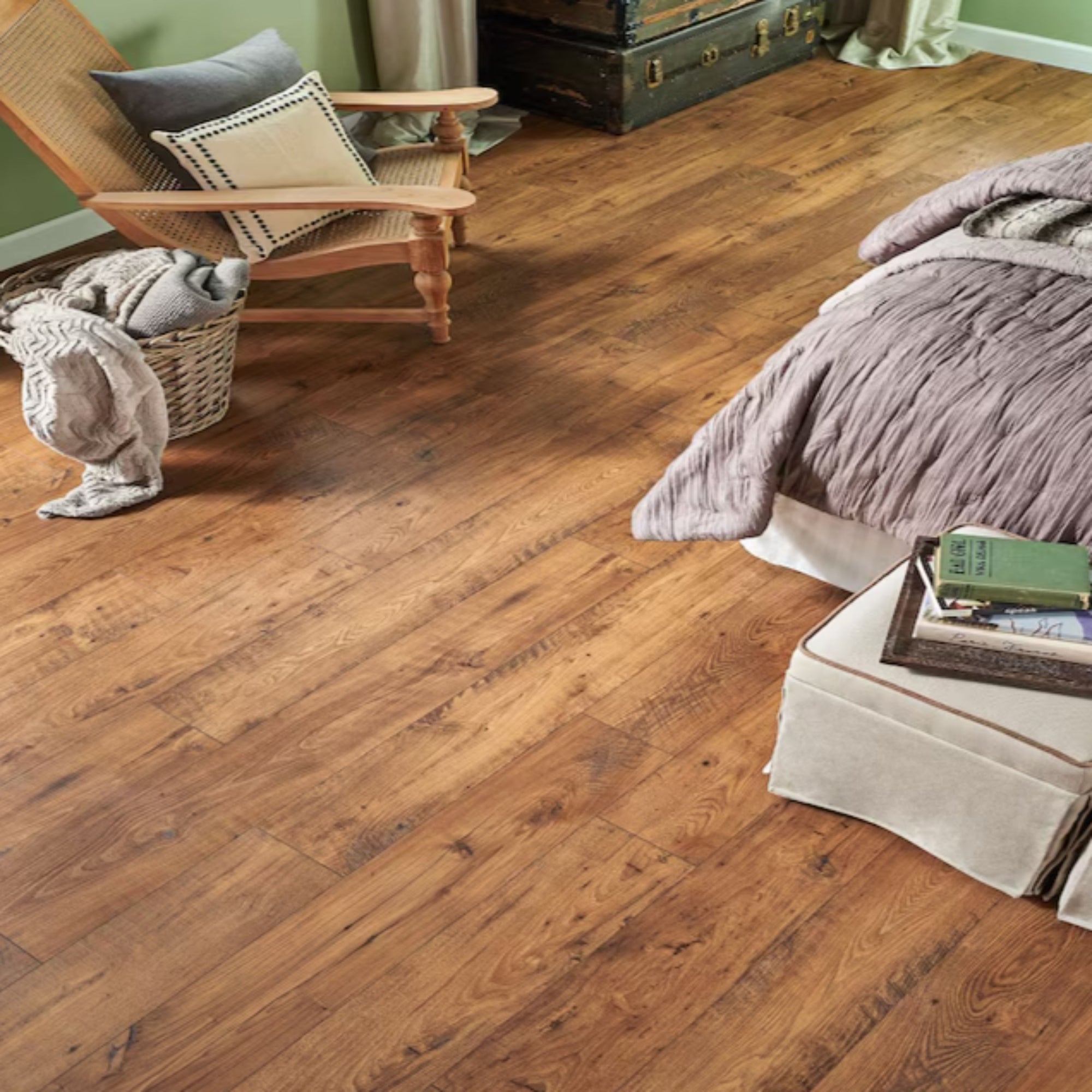 PERGO Laminate Portfolio in Rustic Amber Chestnut (WHSBSD) Mohawk