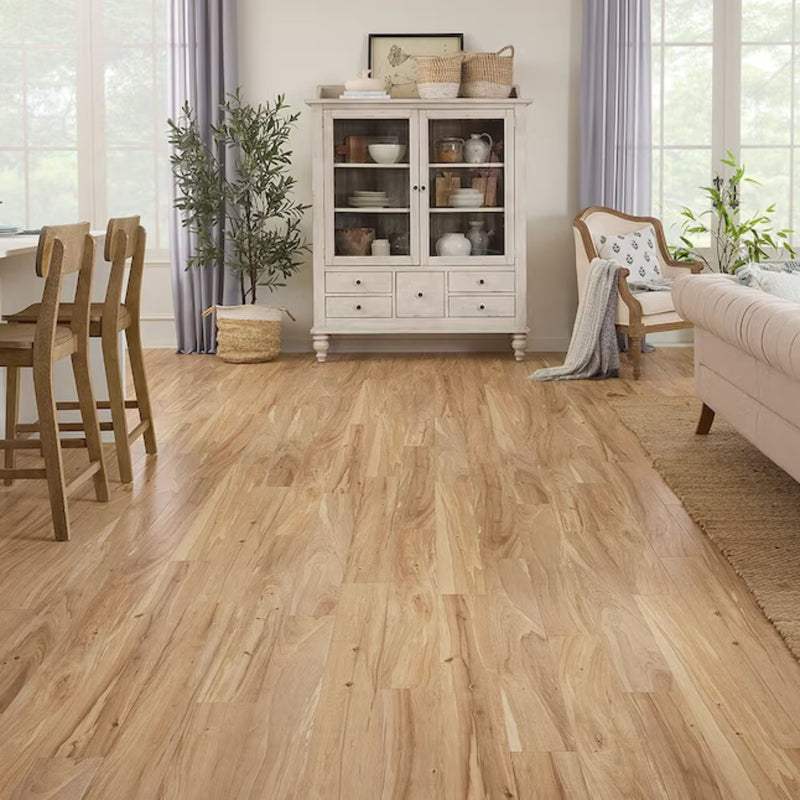 Mohawk Laminate in Boyd Park Maple (WHS:BSD)