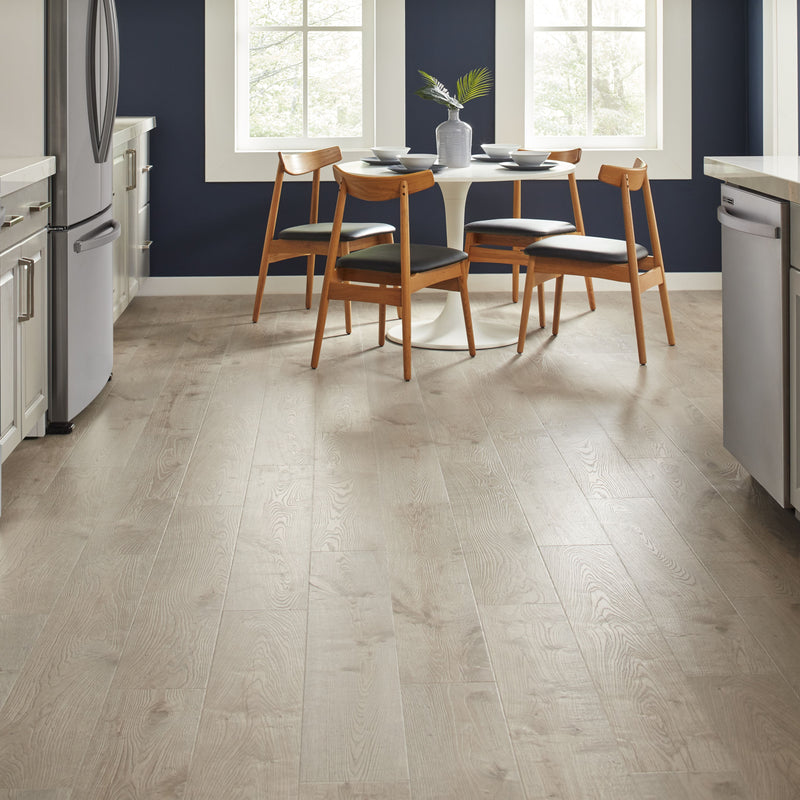 Pergo Outlast Laminate in Jetties Beach Oak (WHS:GAD)