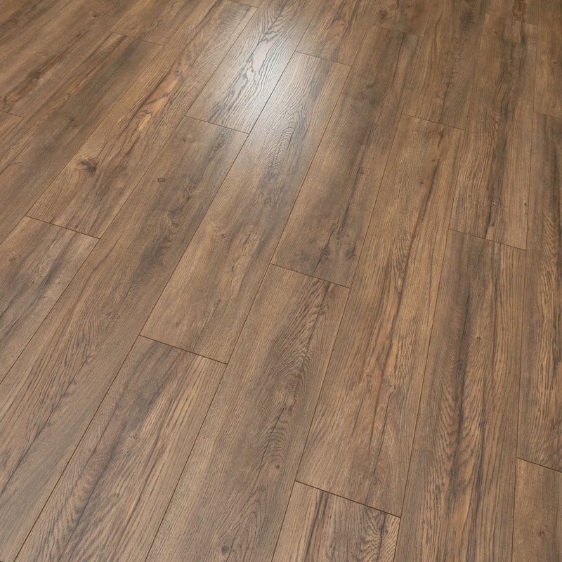 PERGO Laminate Landmore in Cardamom Oak (WHS:THO)