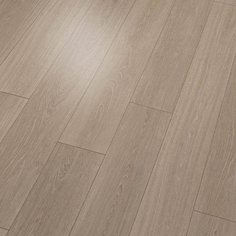 Mohawk Laminate Palisades Park in Night Owl Oak (WHS:GHB/BSD)