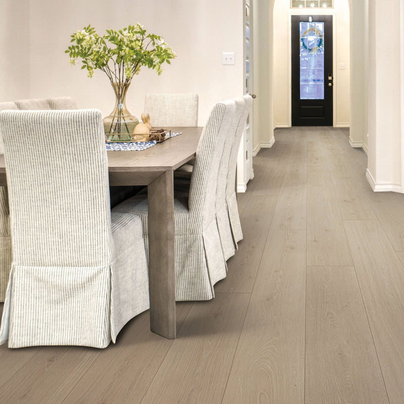 Mohawk Laminate Palisades Park in Night Owl Oak (WHS:GHB/BSD)