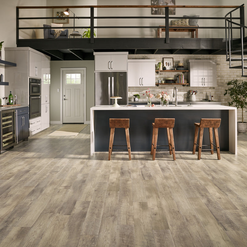 Mohawk Outlast Laminate in Southport Oak (WHS:GAD)